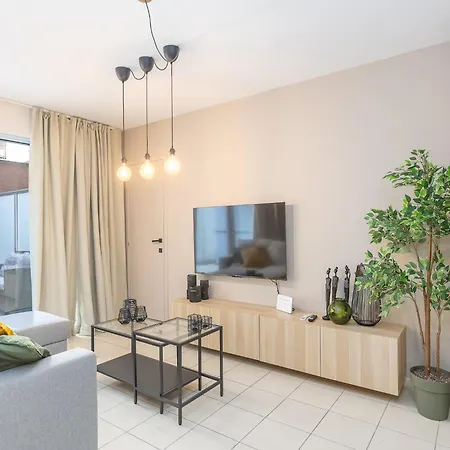 Apartment With Terrace In Ostend, Cleaning Included