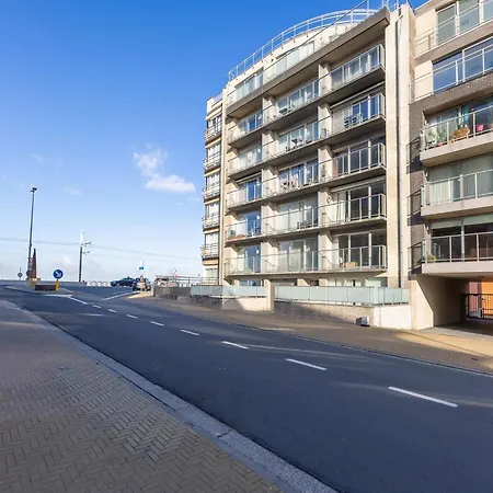 With Terrace In Ostend, Cleaning Included Apartment Ostend
