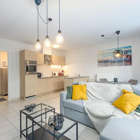 Ground-floor Apartment, Cleaning Included Apartamento Ostend